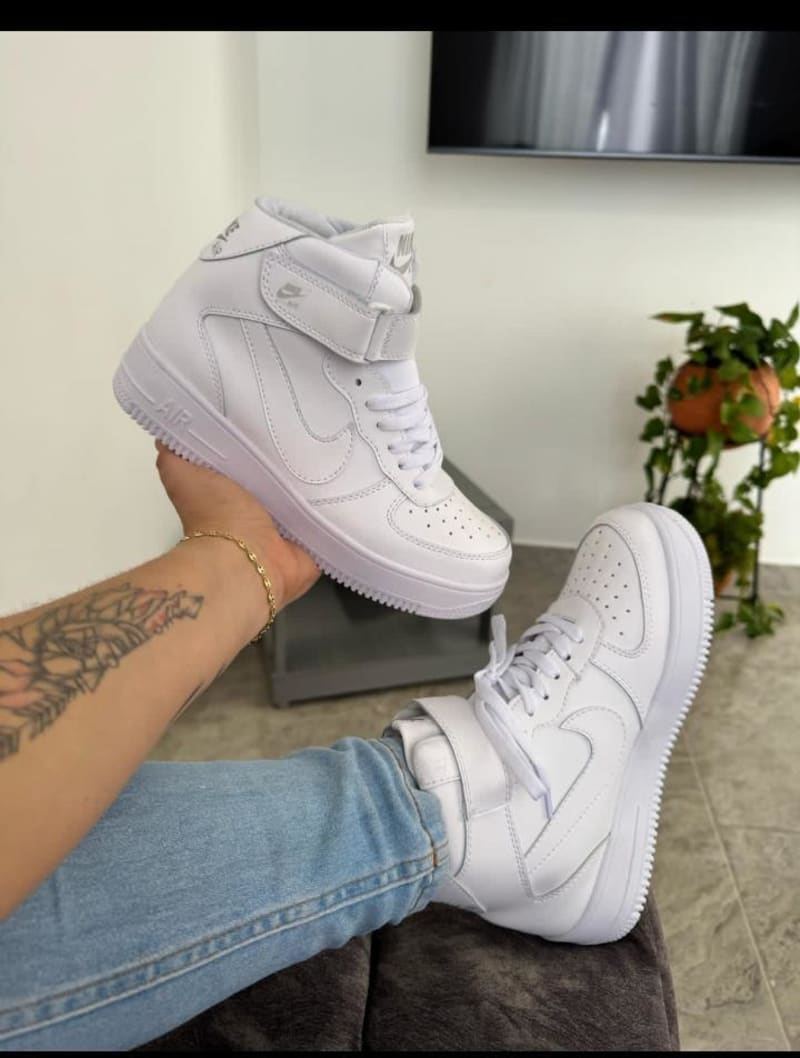 Nike air jordan retro 1.1 2