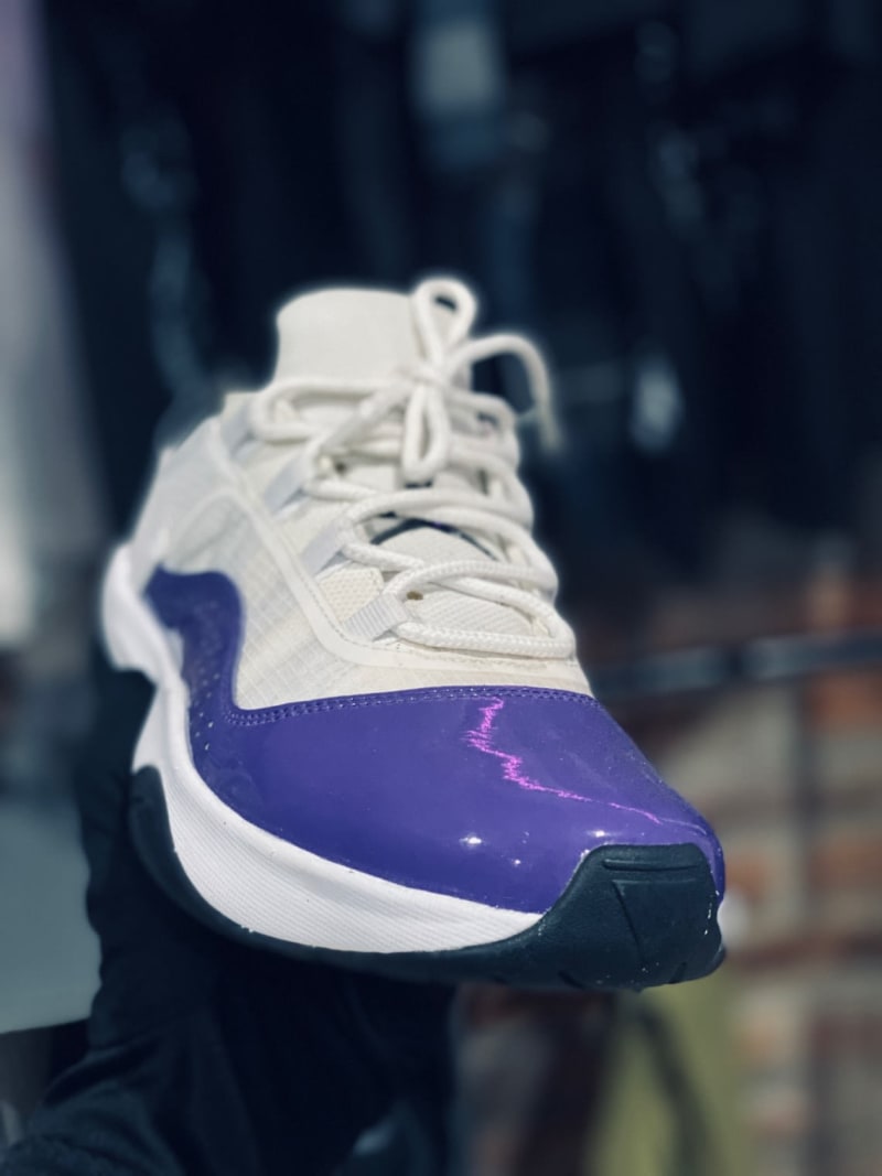 Jordan 4