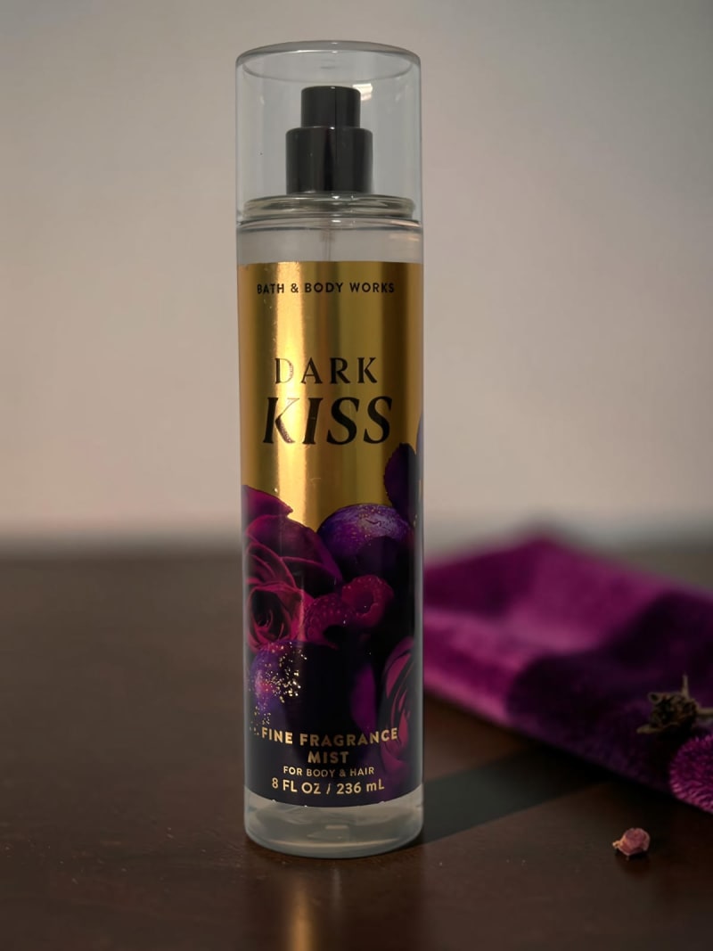 DARK KISS 1