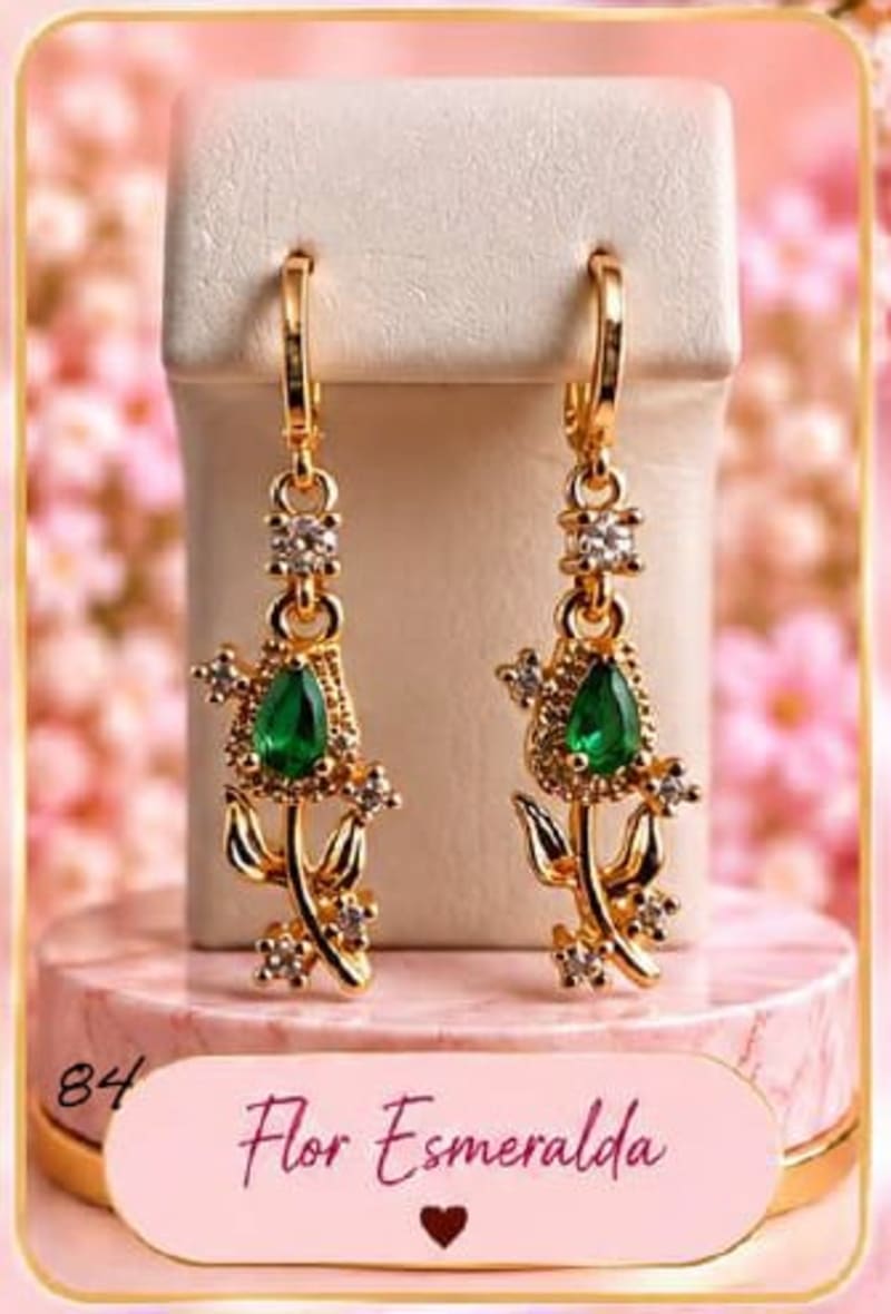 ARETE TALLO DE FLOR CIRCON ESMERALDA 1
