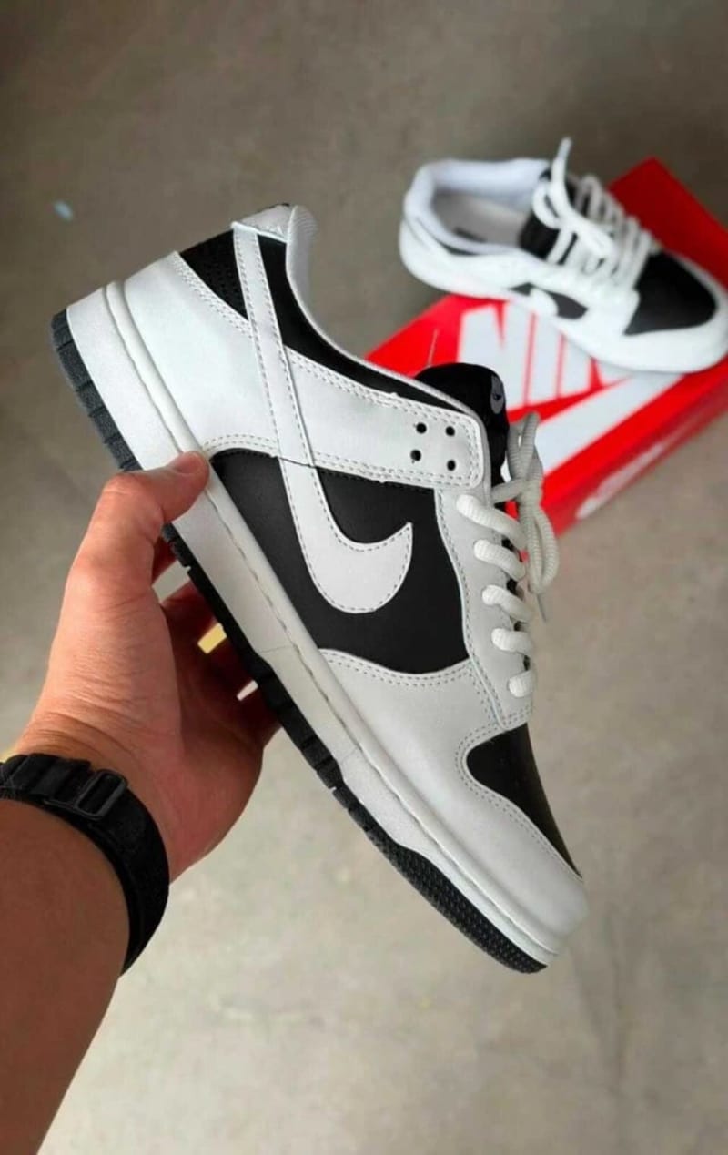 Nike Dunk Low Reverse Panda 1