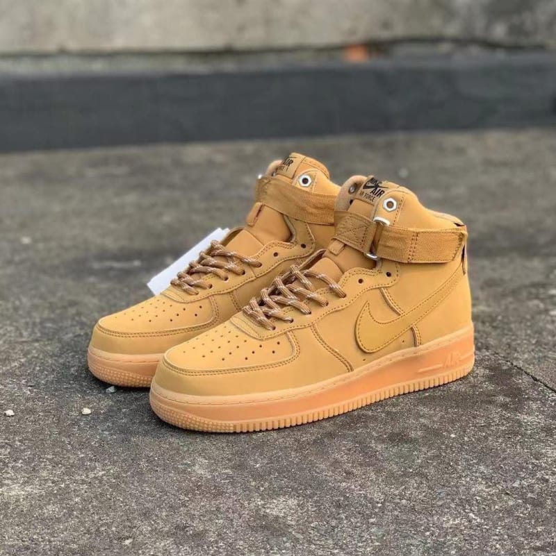 AF1 BEIGE 1