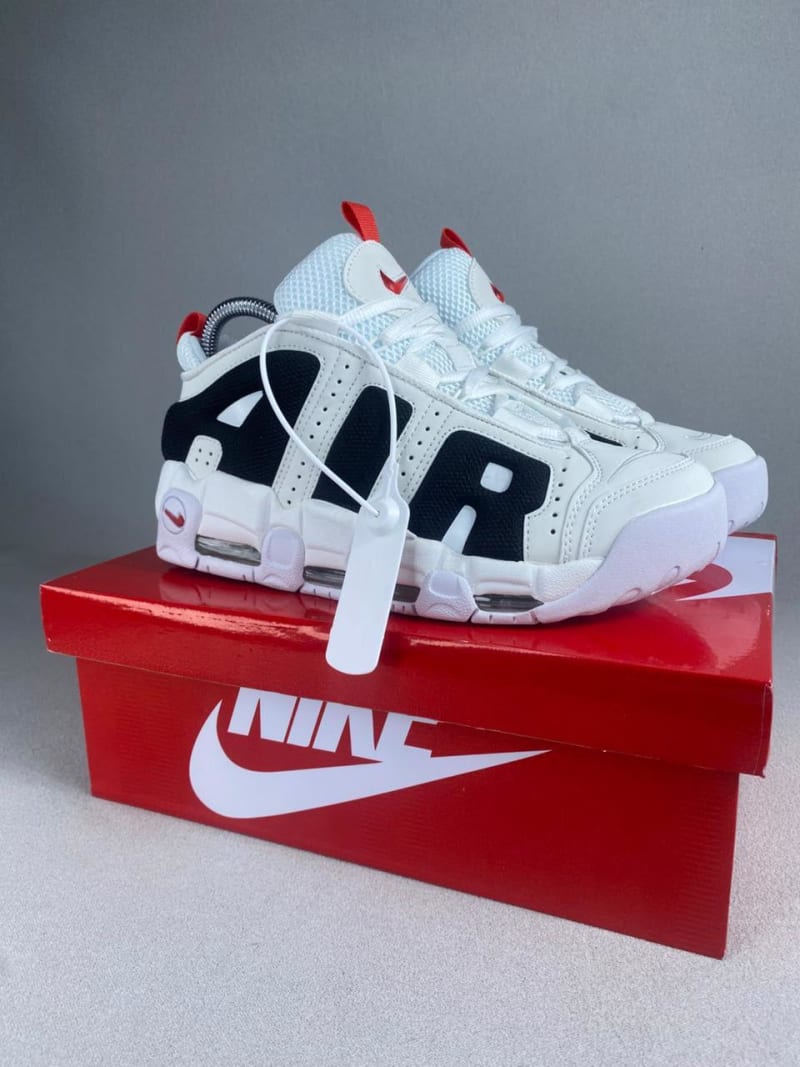 NIKE UPTEMPO 1