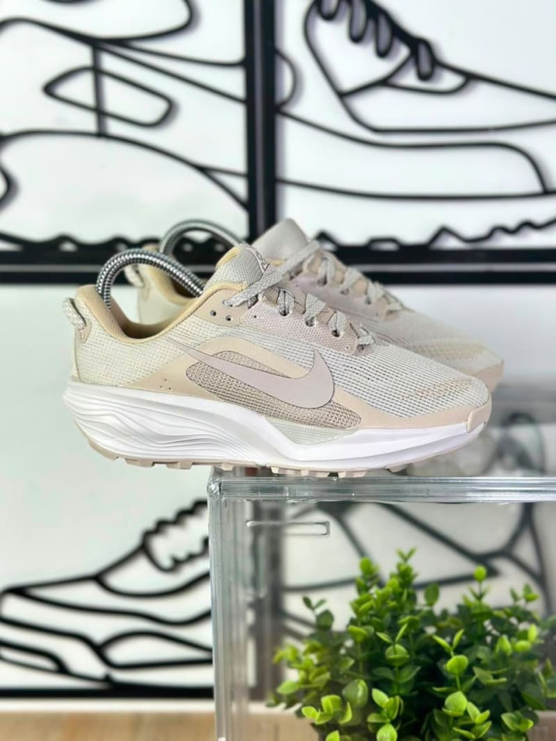 NIKE PEGASUS BEIGE-BCO 1
