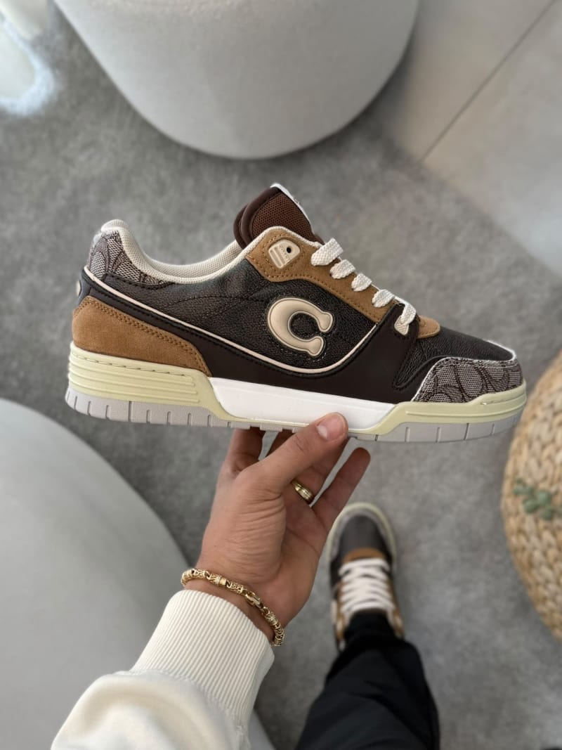 COACH 1