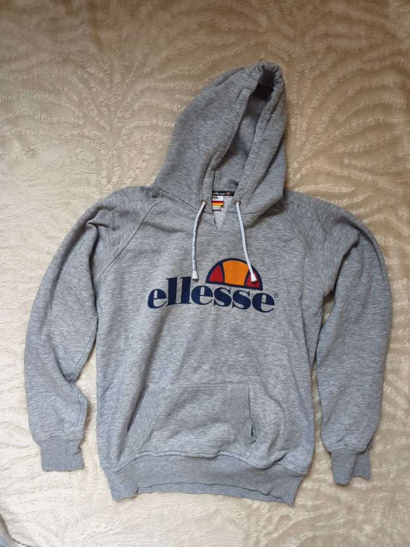 Sudadera ellesse talla S/ M 1