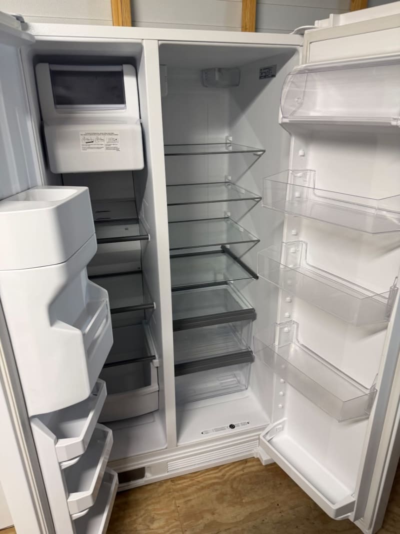 Refrigerator Whirlpool 36” 2