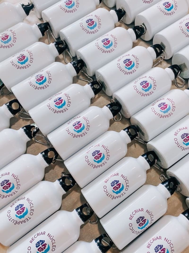 🥤 TERMOS METÁLICOS PERSONALIZADOS – 600 ML 1