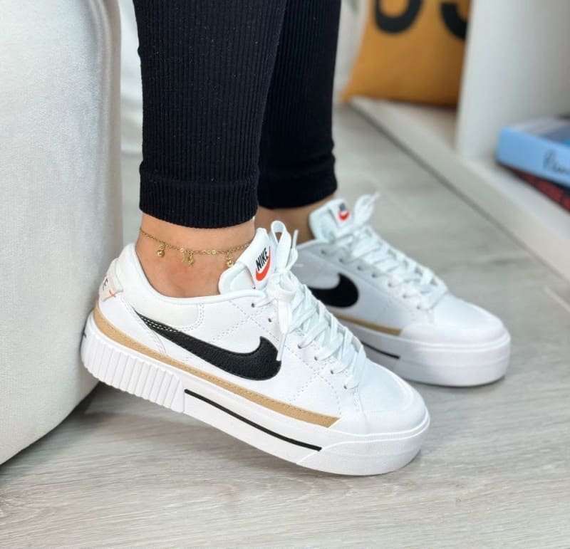 NIKE LEGACY 3