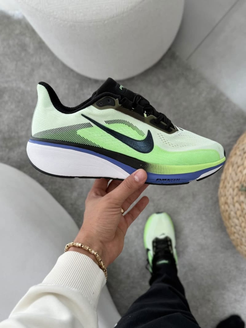 NIKE PEGAZUS 2