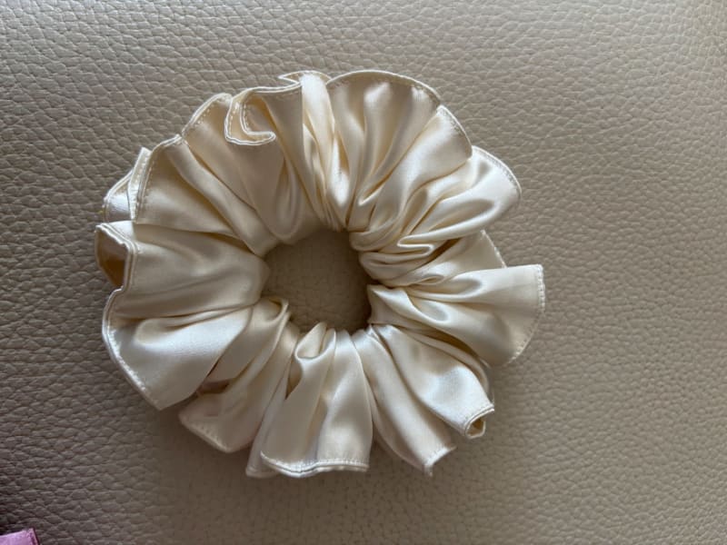 Scrunchies con costura 4