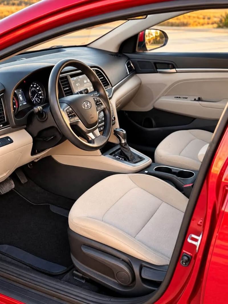 HYUNDAI ELANTRA 2018 4