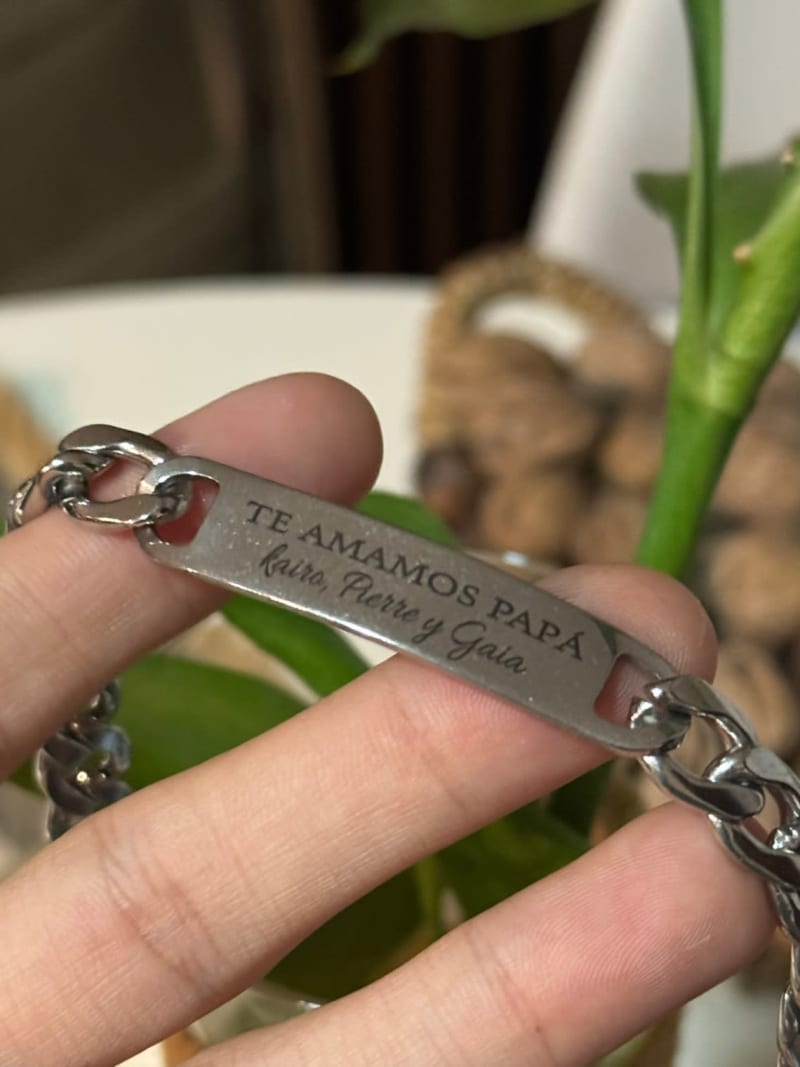Pulsera personalizada gruesa 2