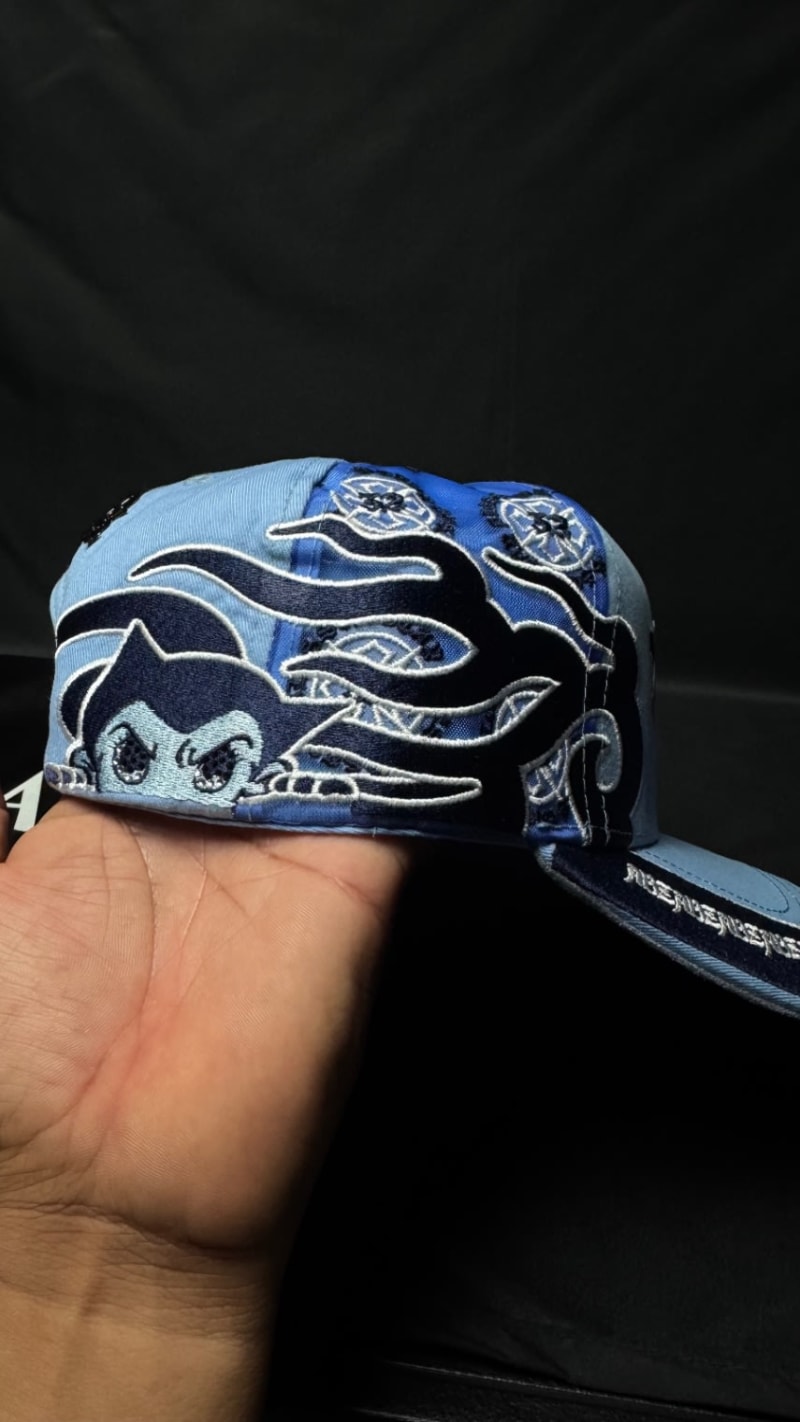 BAEZ x Maestro Shifu 3.0 en color azul cielo 2