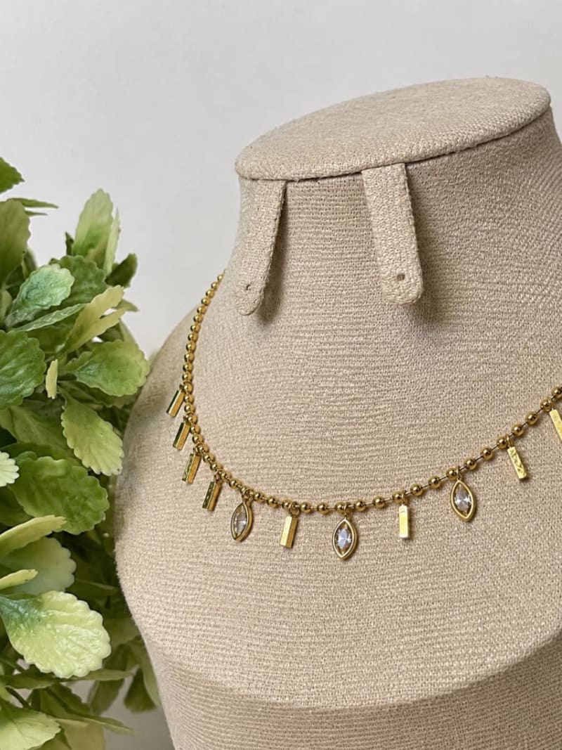 Collar colgante 1