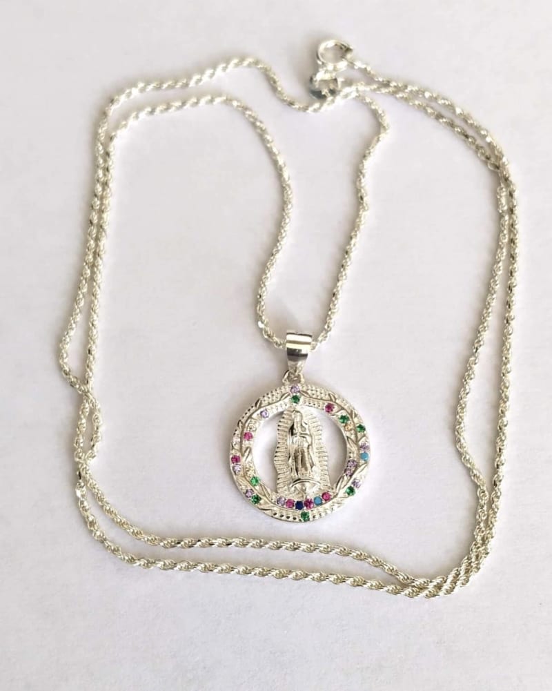 cadenita de la virgen 1