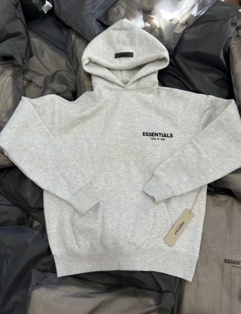 Hoodies Essentials 3