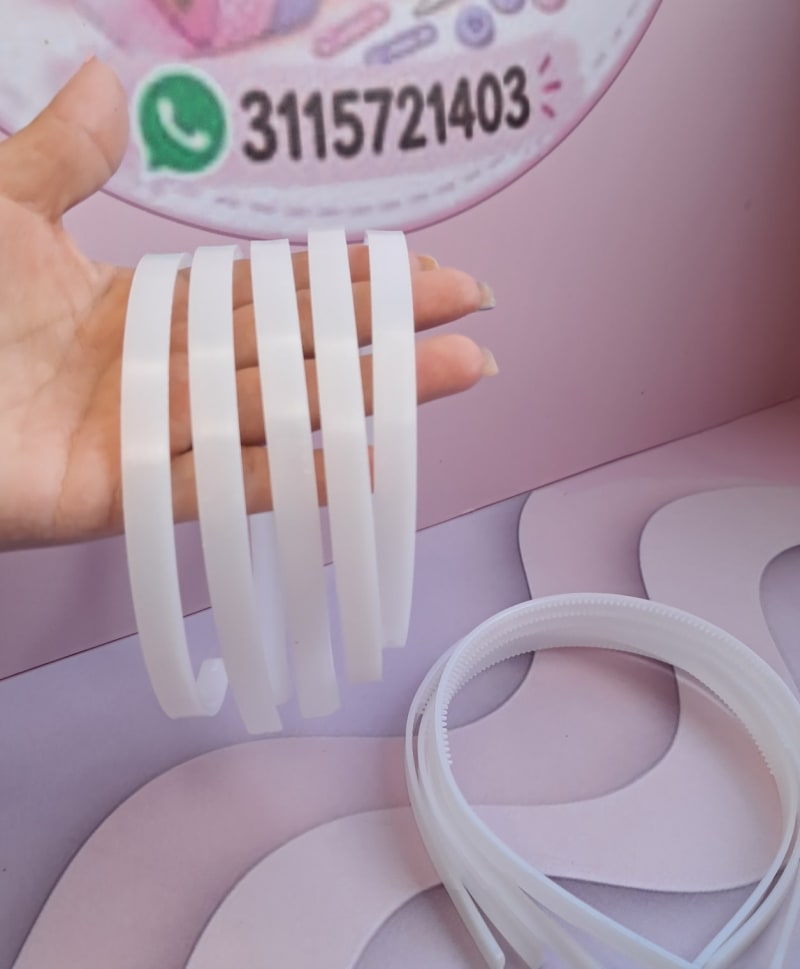 DIADEMA BLANCA CON DIENTES 1