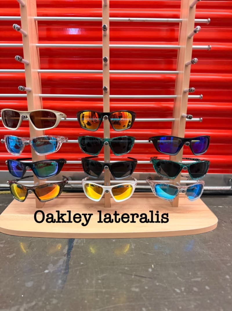 Oakleys 15