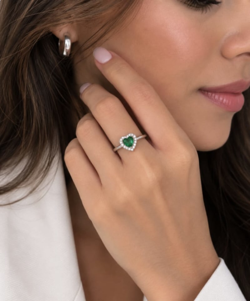 ANILLO PLATA 925 CON CIRCON EN FORMA DE CORAZÓN VERDE 1