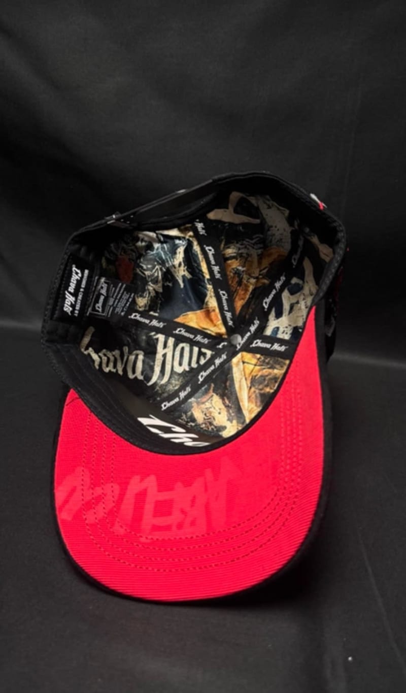 Makabelico CHAVA Black . No box includes 4
