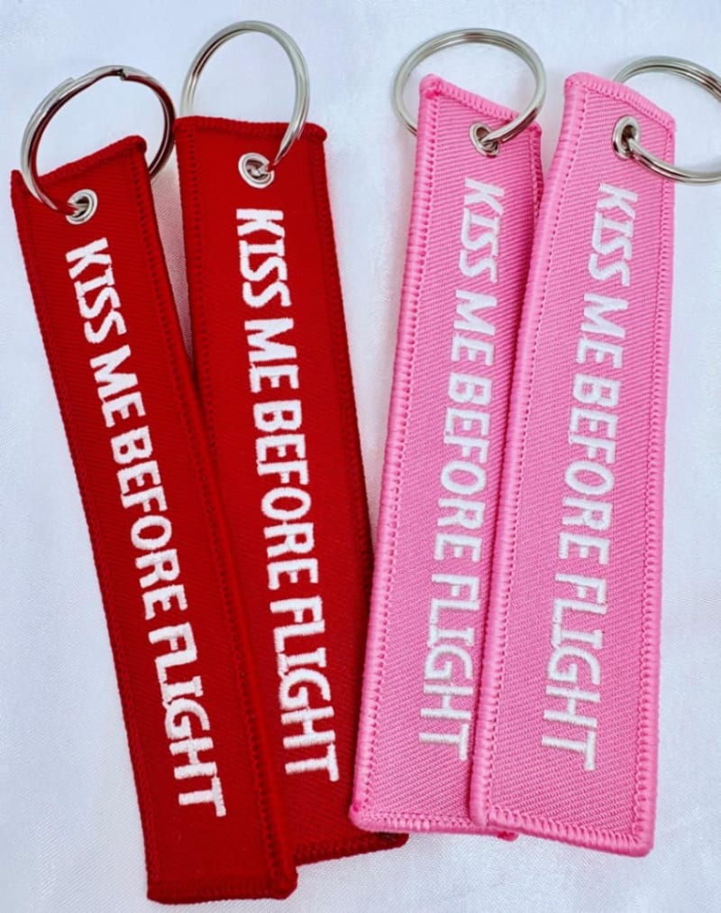 Llavero de Tela “Remove Before Flight” ✈️ 3