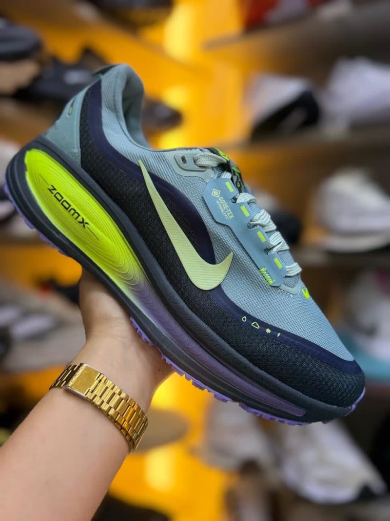Nike 1