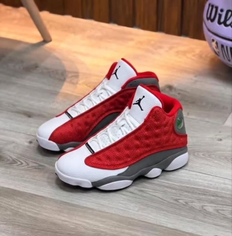 Jordan retro 13 red 1