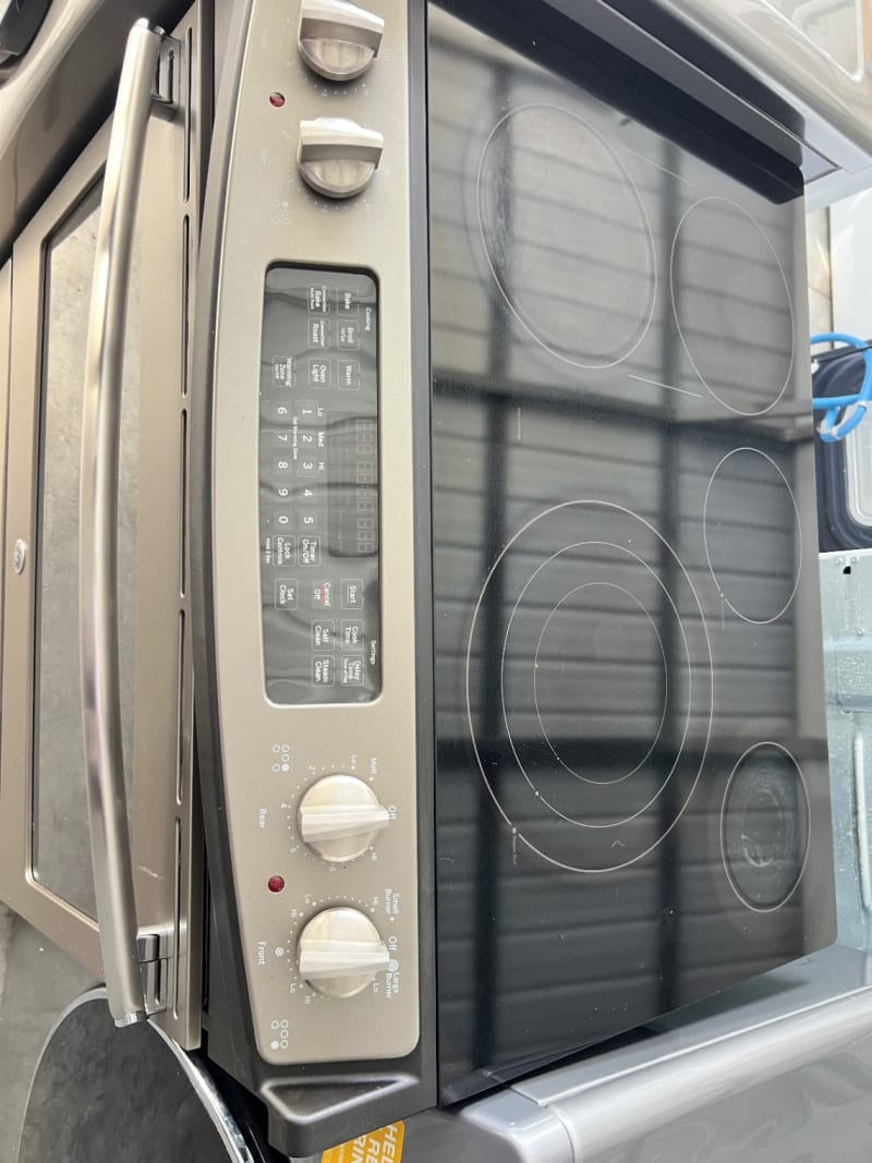 GE Range 2