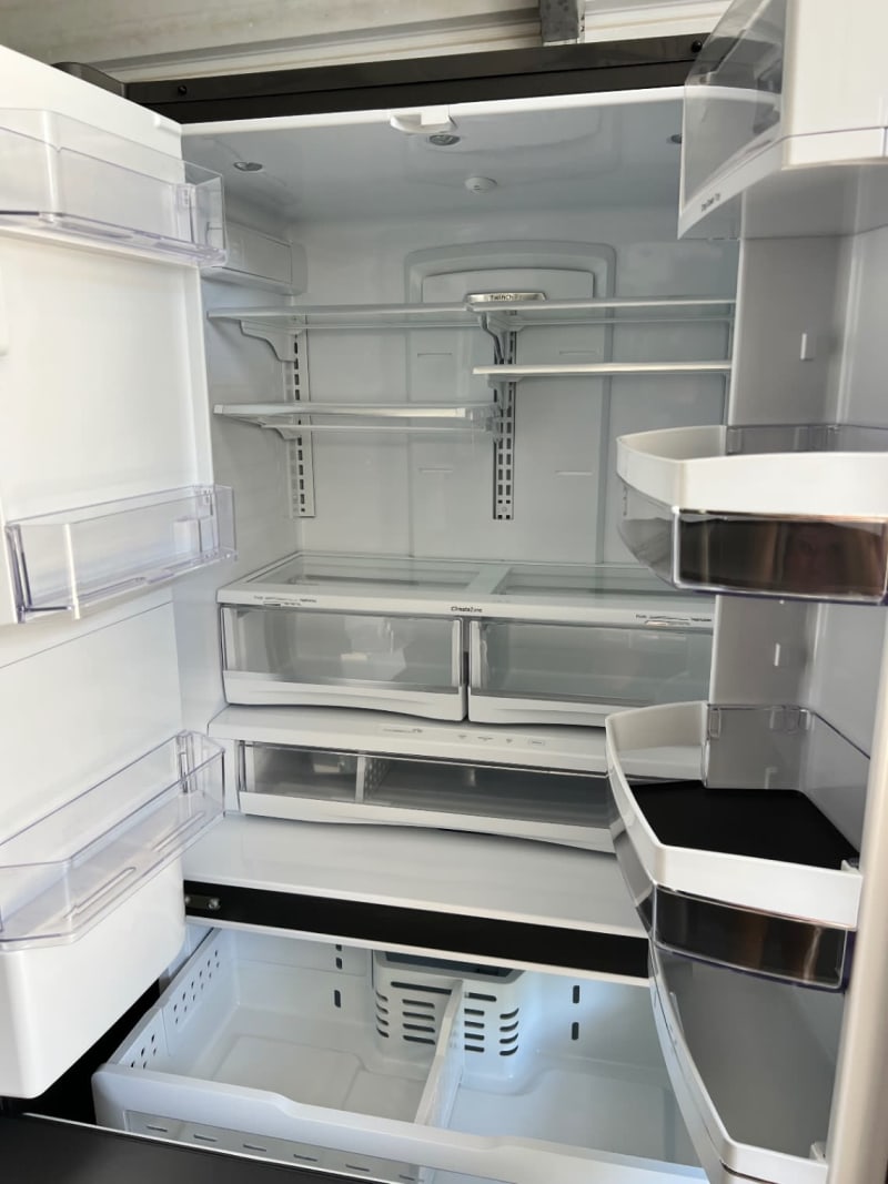 GE Refrigerator French Doo 2
