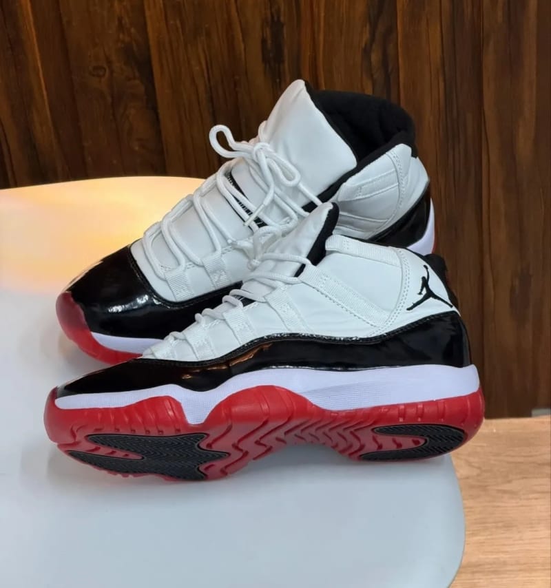 Air Jordan 11 Retro Low 1
