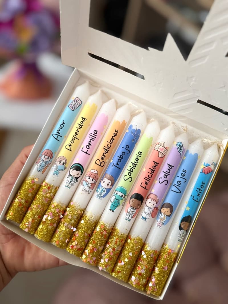 Caja de Velitas 🕯️ Con estampados de profesiones 4
