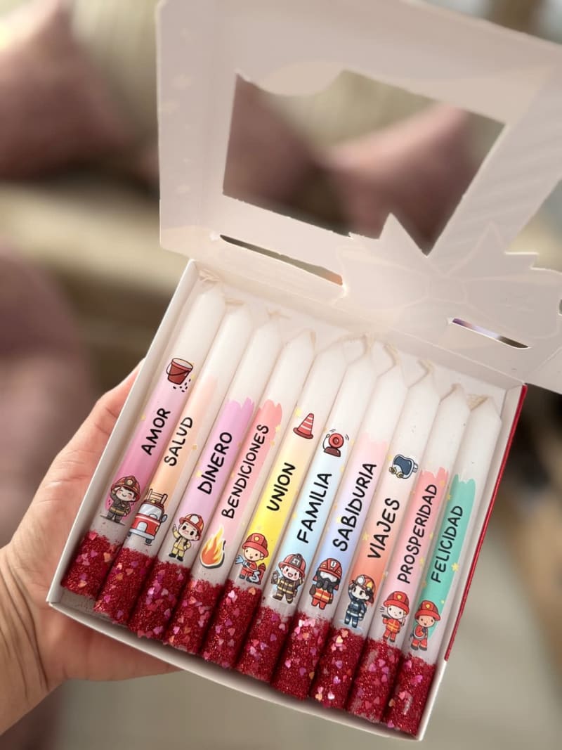 Caja de Velitas 🕯️ Con estampados de profesiones 6