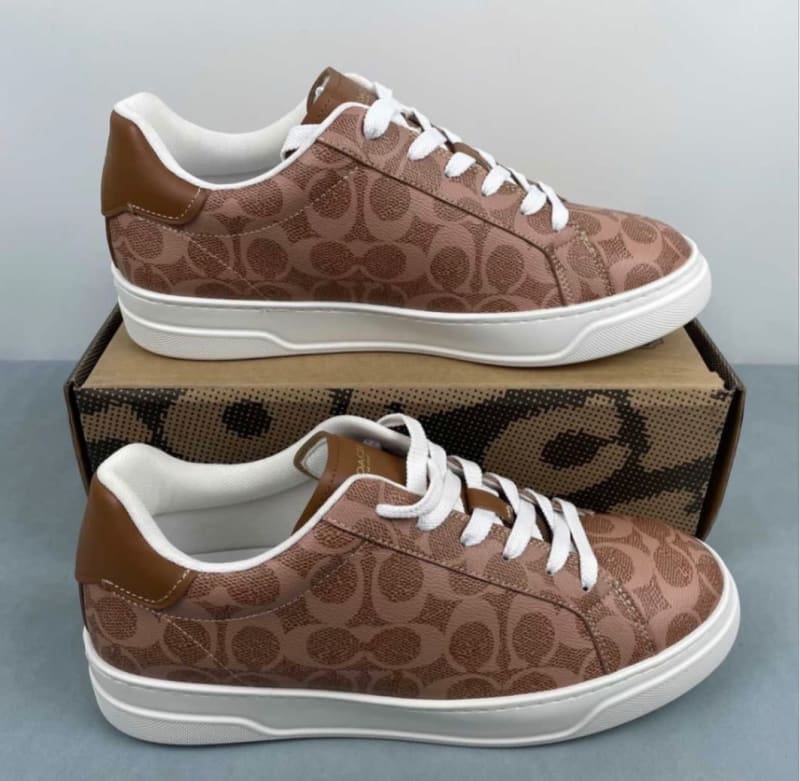 Coach 1