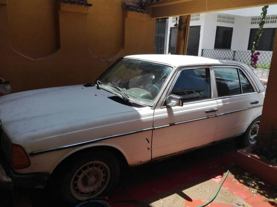Mercedes Benz 250 2