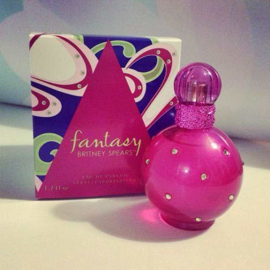 Fantasy (Britney Spears) 1