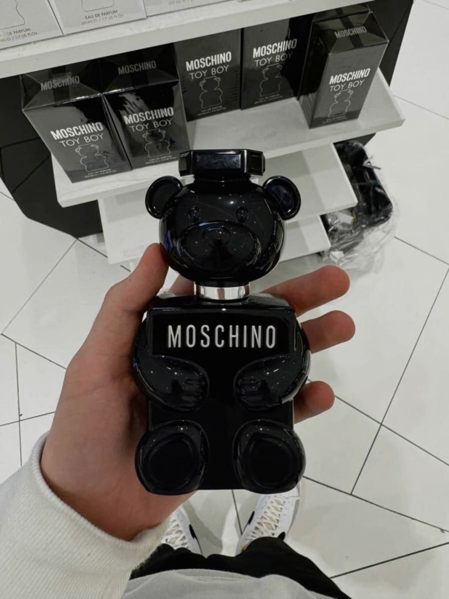 Toy Boy Moschino 3