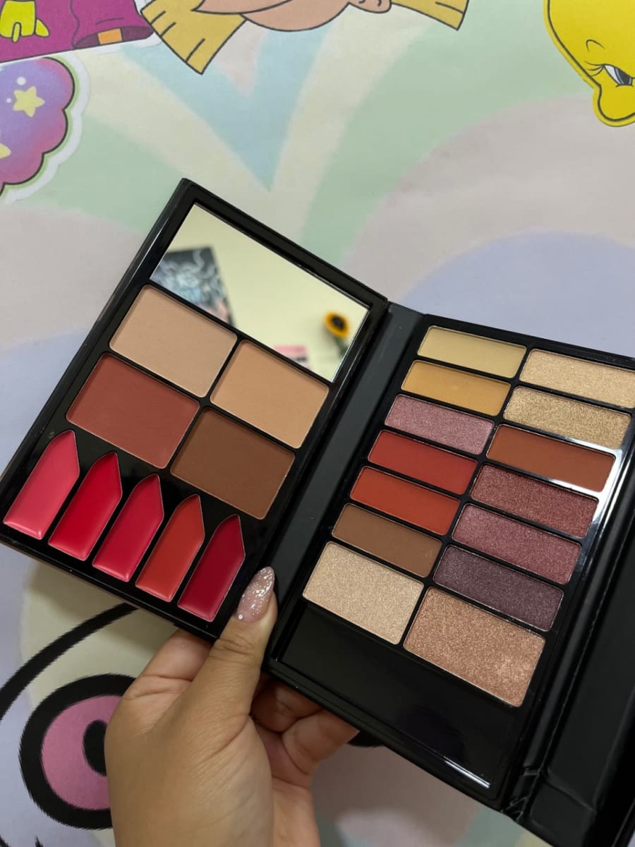 PALETA LIBRO ELAYA ✨👁️ 1