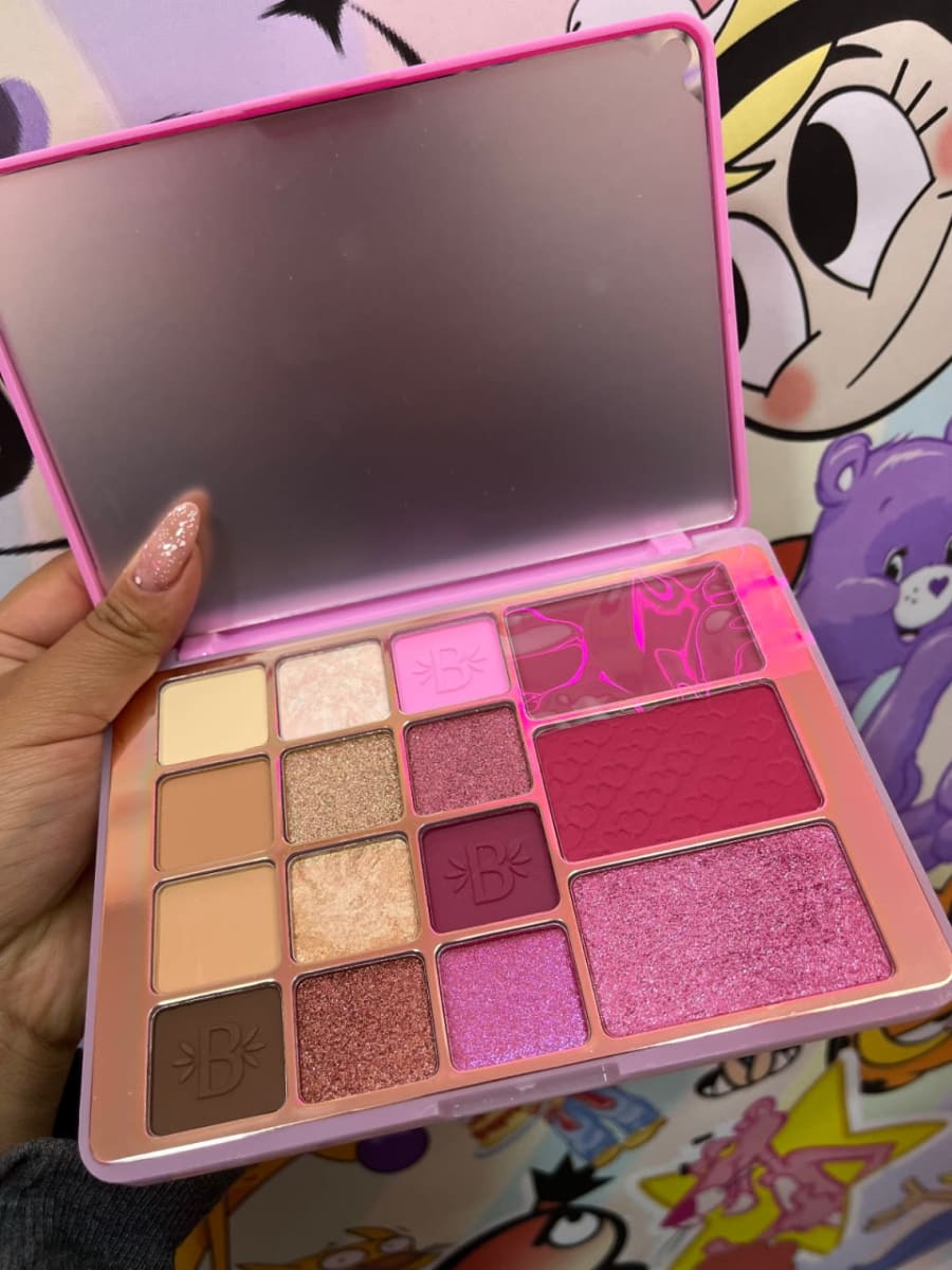 PALETA SOMBRAS LUXURY BLOOMSHELL🌌✨ 1