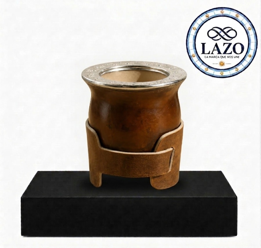 Mate Criollo virola cincelada alpaca base cuero crudo 1