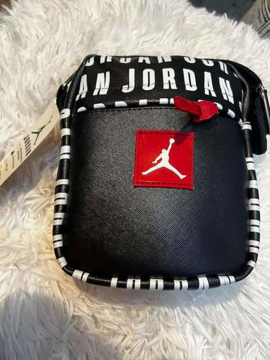 CARRIEL JORDAN 1
