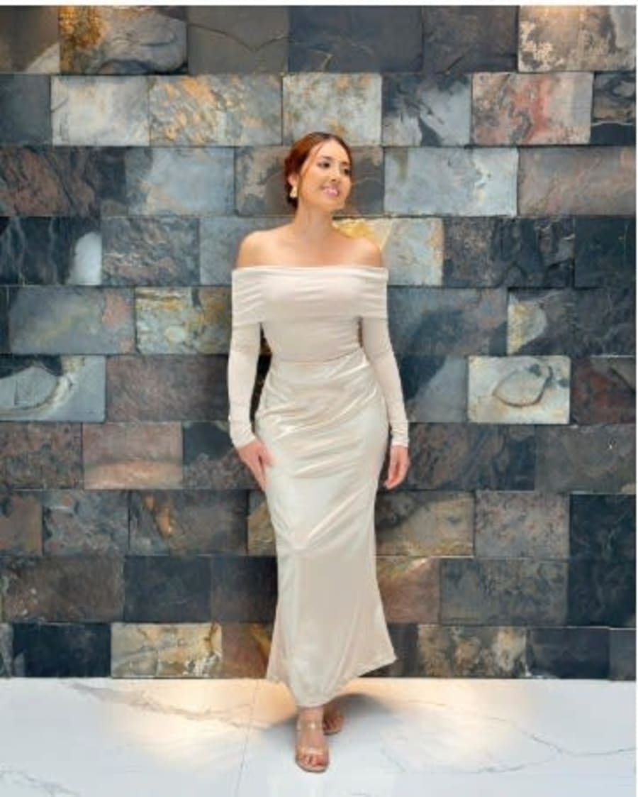 FALDA EN SATIN 2