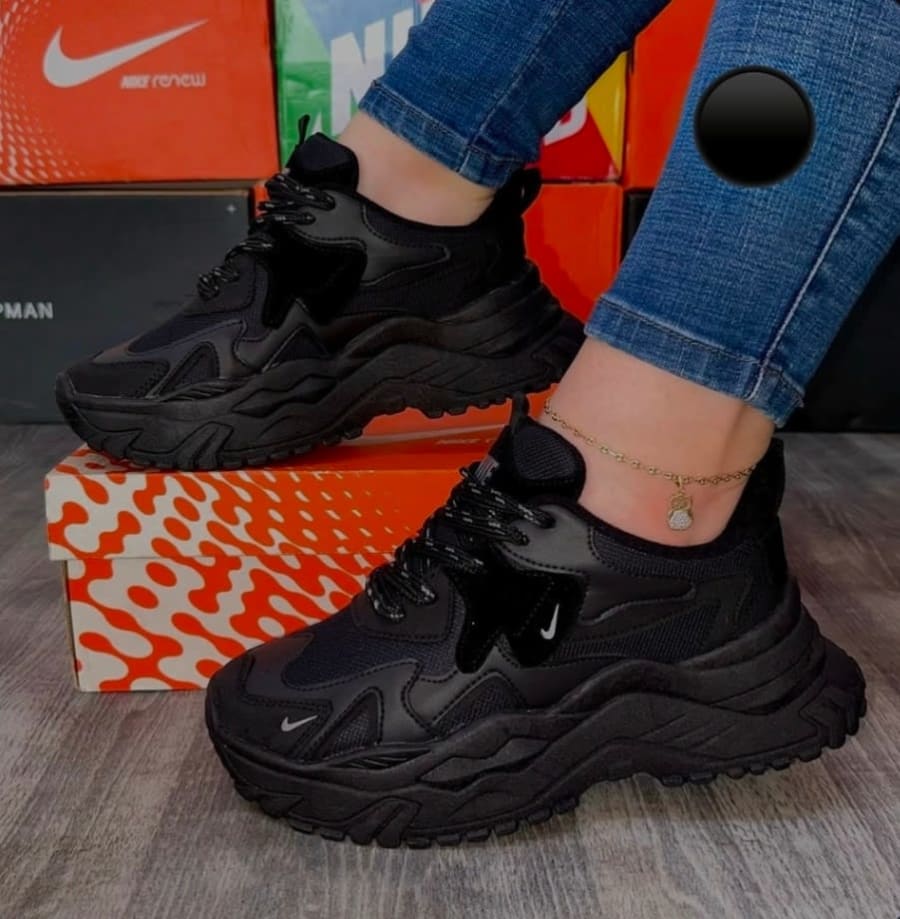 Nike TC 7900 3