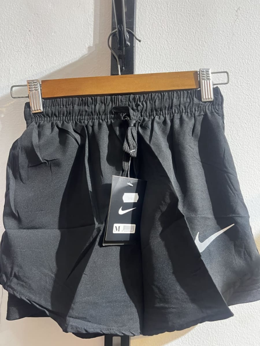PANTALONETA NIKE DAMA CON LICRA 1