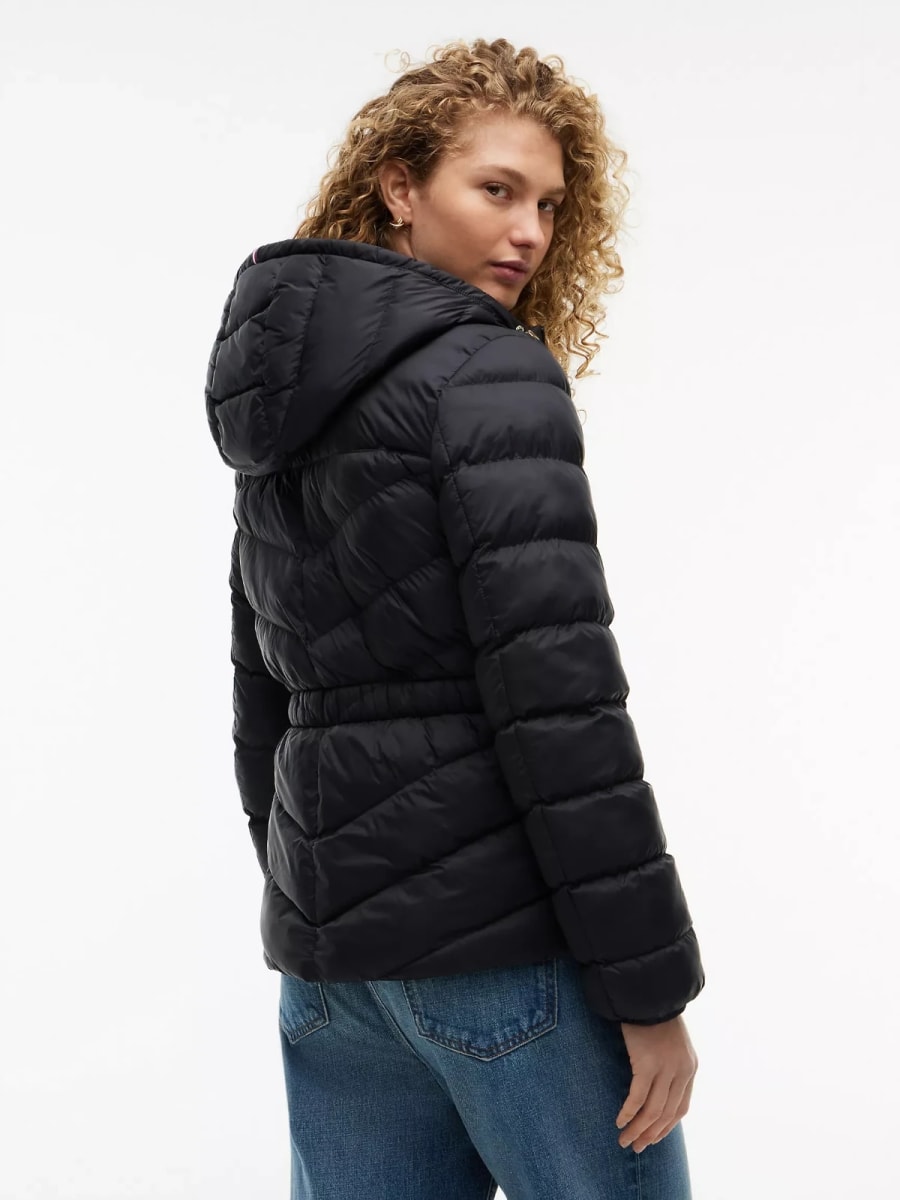 Chaqueta ligera acolchada con capucha 《Tommy Hilfiger 》 2