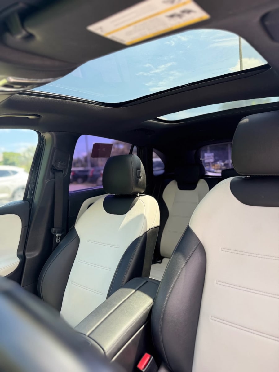 MERCEDES-AMG GLA 35 4MATIC 2021 9