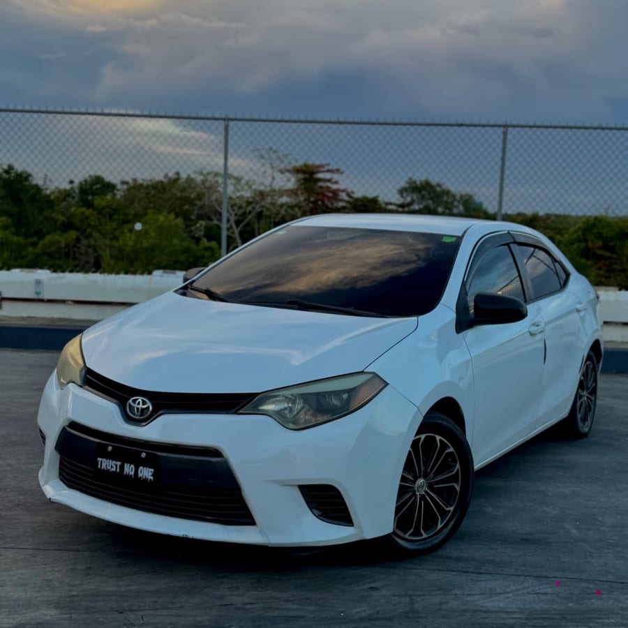 TOYOTA COROLLA LE 2016 2