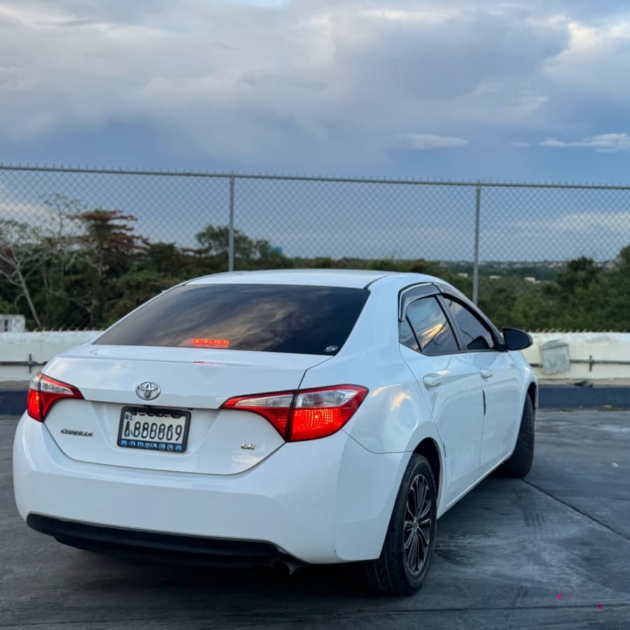 TOYOTA COROLLA LE 2016 4
