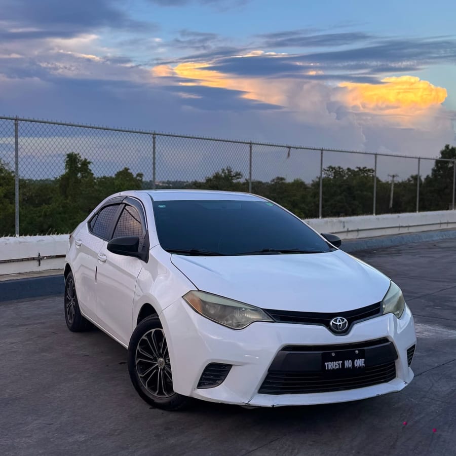 TOYOTA COROLLA LE 2016 1