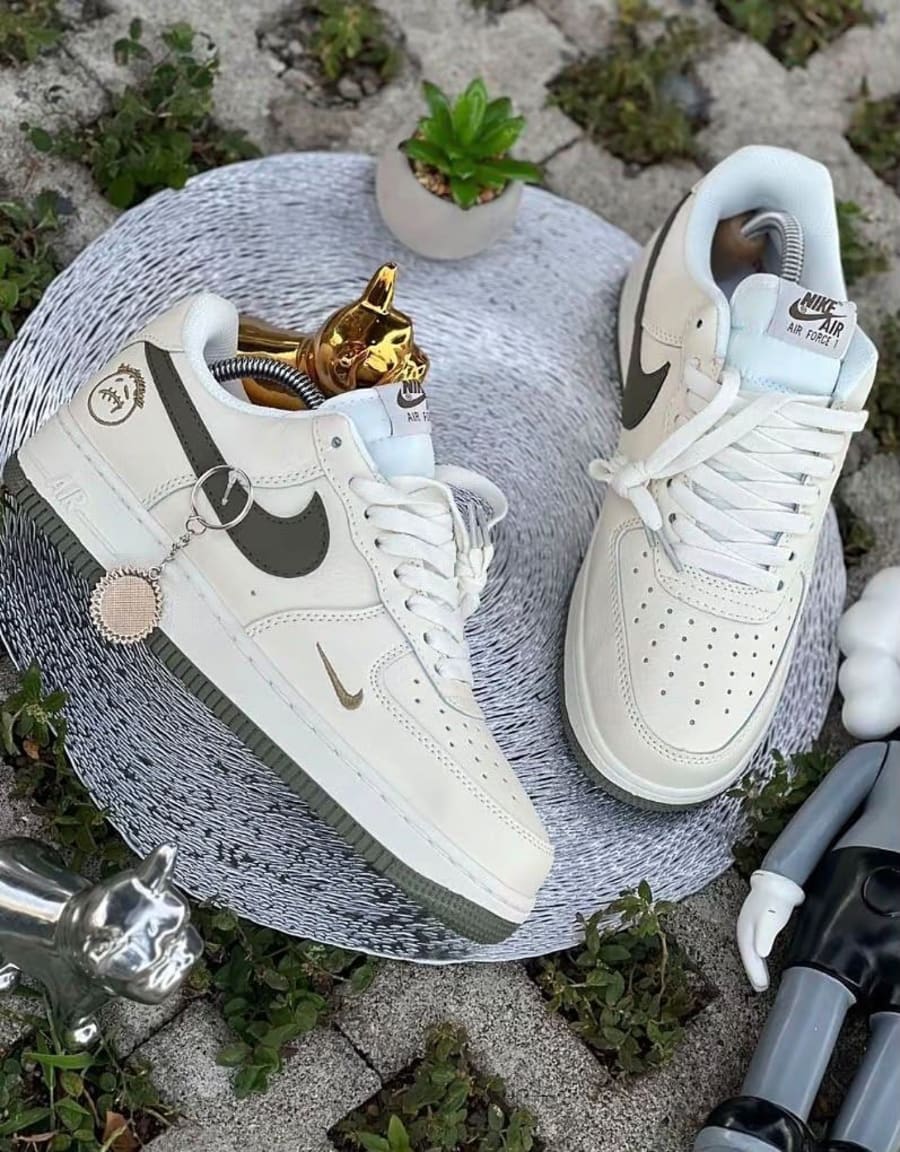 Nike 1